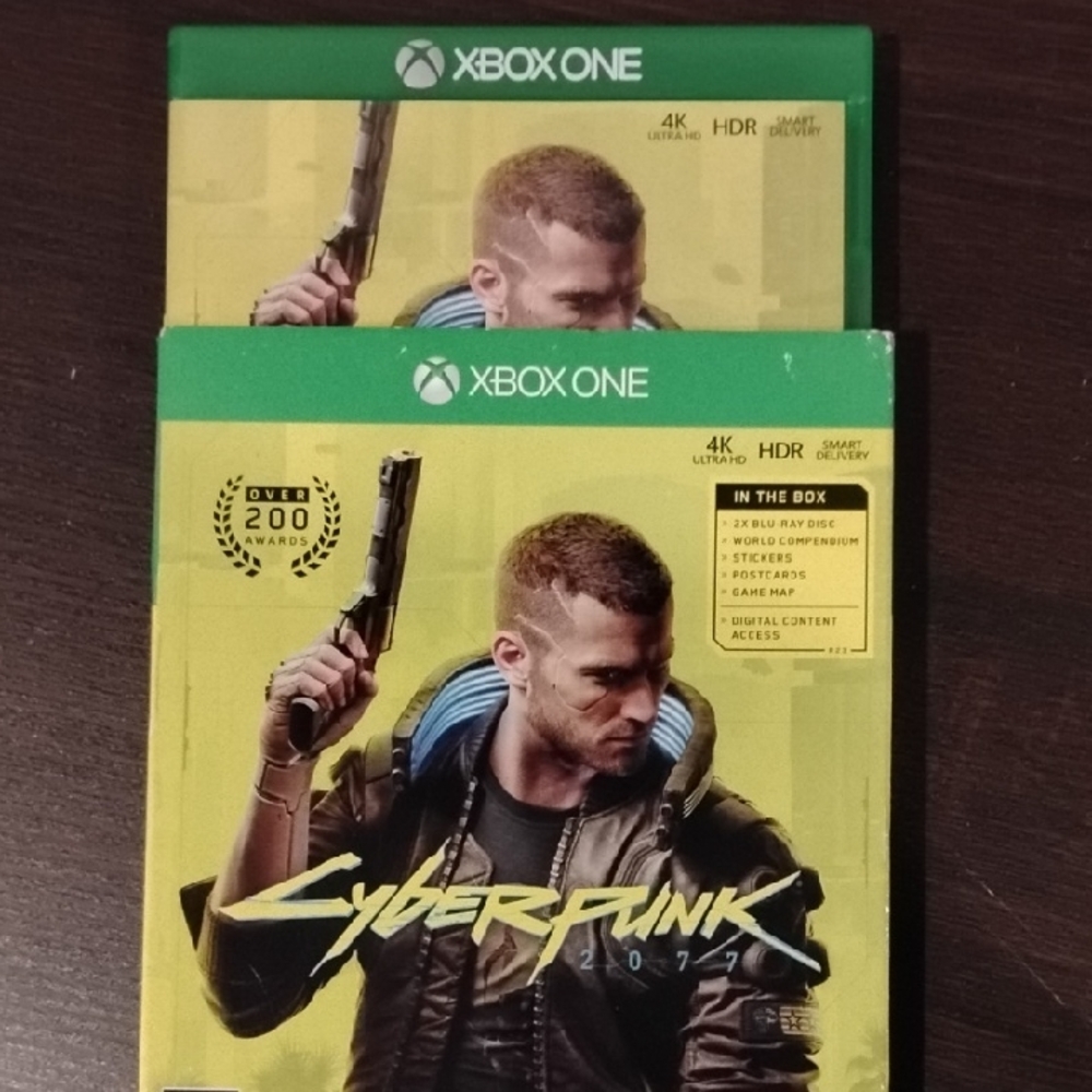 NWOT Cyberpunk 2077 for One - Green and Yellow